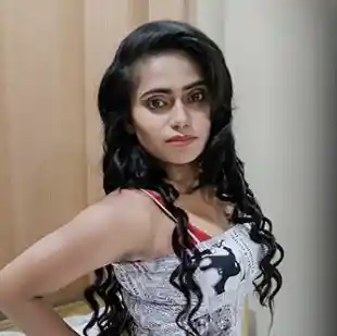Sushmita Ray Photo